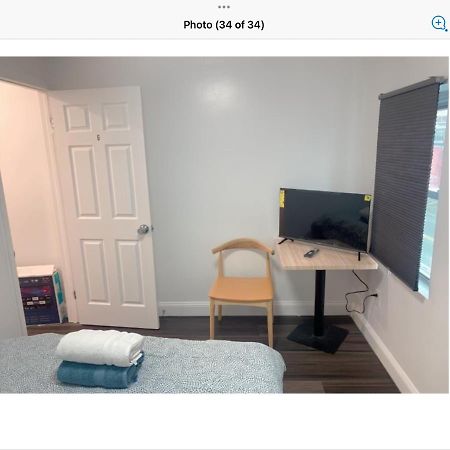 Stylist Bedroom Central Of Baltimore Bagian luar foto